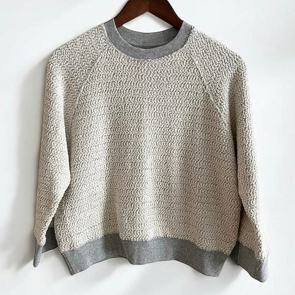 Urban Outfitters Textured Knit Crewneck Sweatshirt Cream Gray Medium - Picture 1 of 8